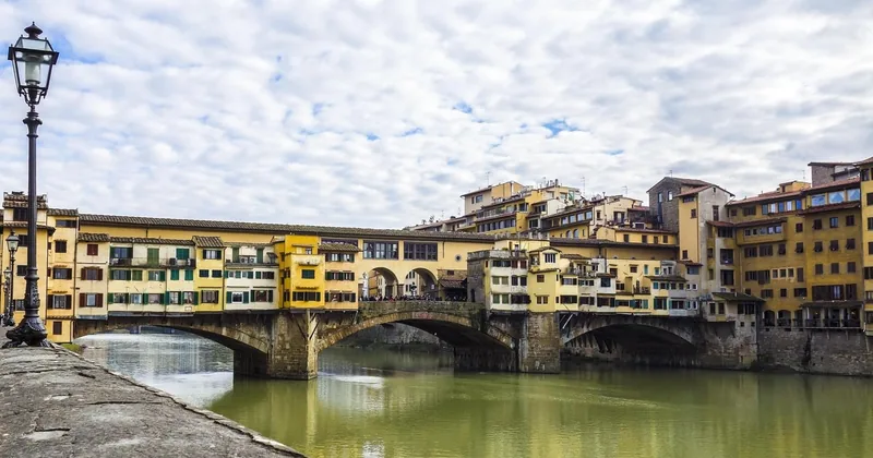 Firenze a piedi con Accademia e Uffizi